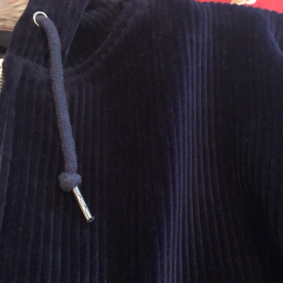 Jones of New York Sport Navy velvet type hooded zipper jacket size Med. - Picture 3 of 8